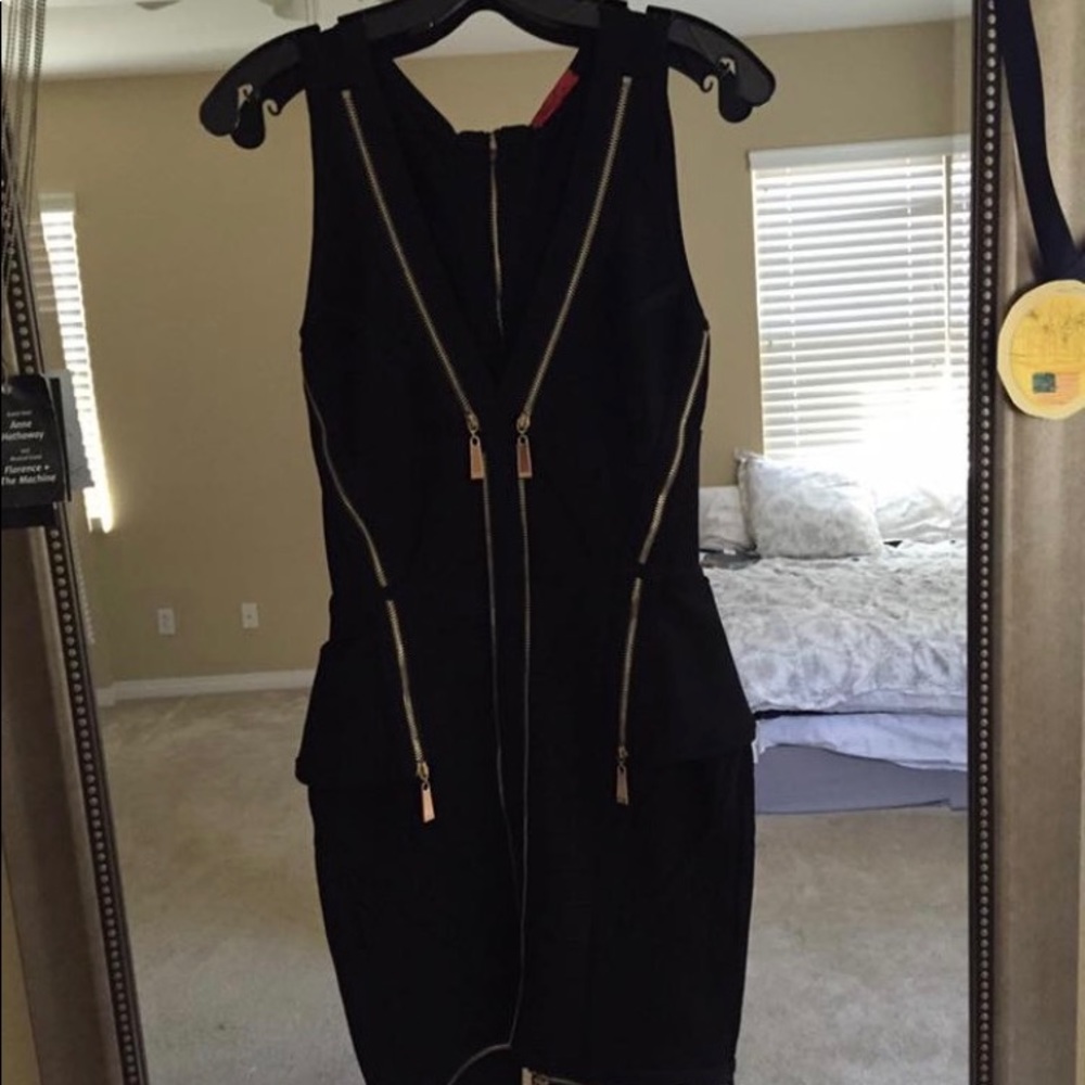 Saint Gil Sexy Fitted Black Zipper Dress